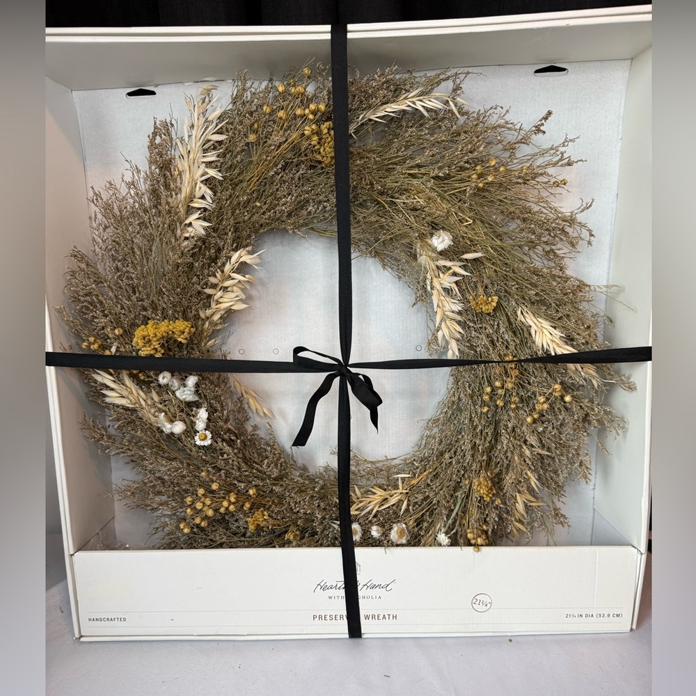 Hearth & Hand Preserved 21” Wreath -Natural Dried Foliage, Yellow/Cream Flowers - Picture 4 of 12